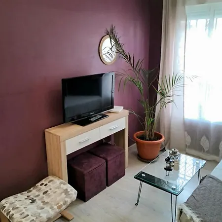 La Reina Apartment Cordoba